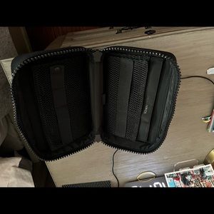 Tech organizer large brand new